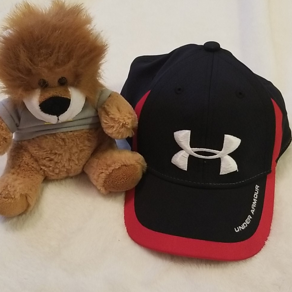 Youth Under Armour Black and Red Hat One Size
